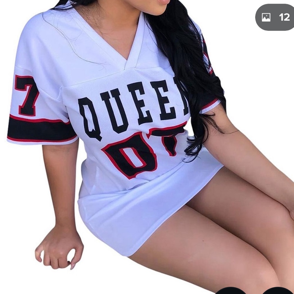 Woman’s fashion sexy v neck queen printed